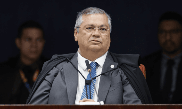 Dino critica ‘red pill’ e ‘curso para homens’ em voto no STF